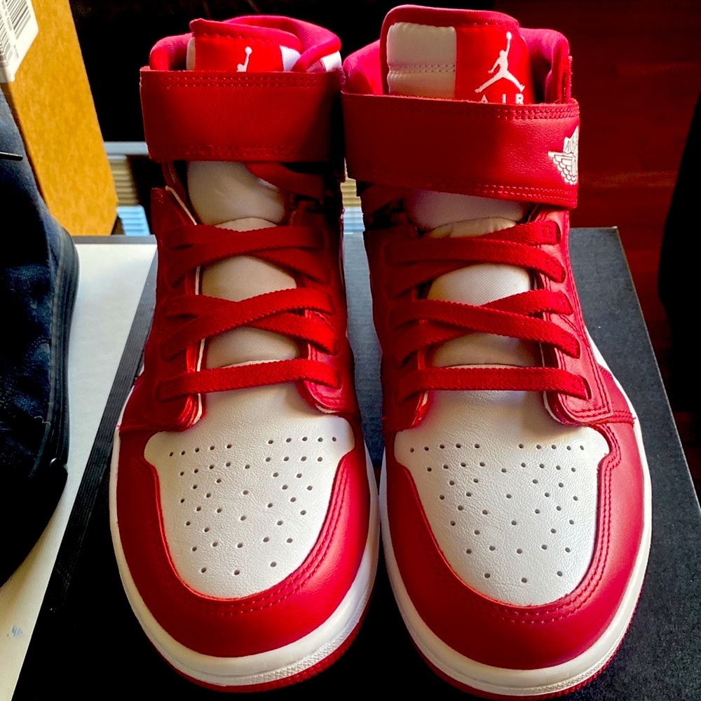 Nike - Air Jordan 1 -Highease - Brand New